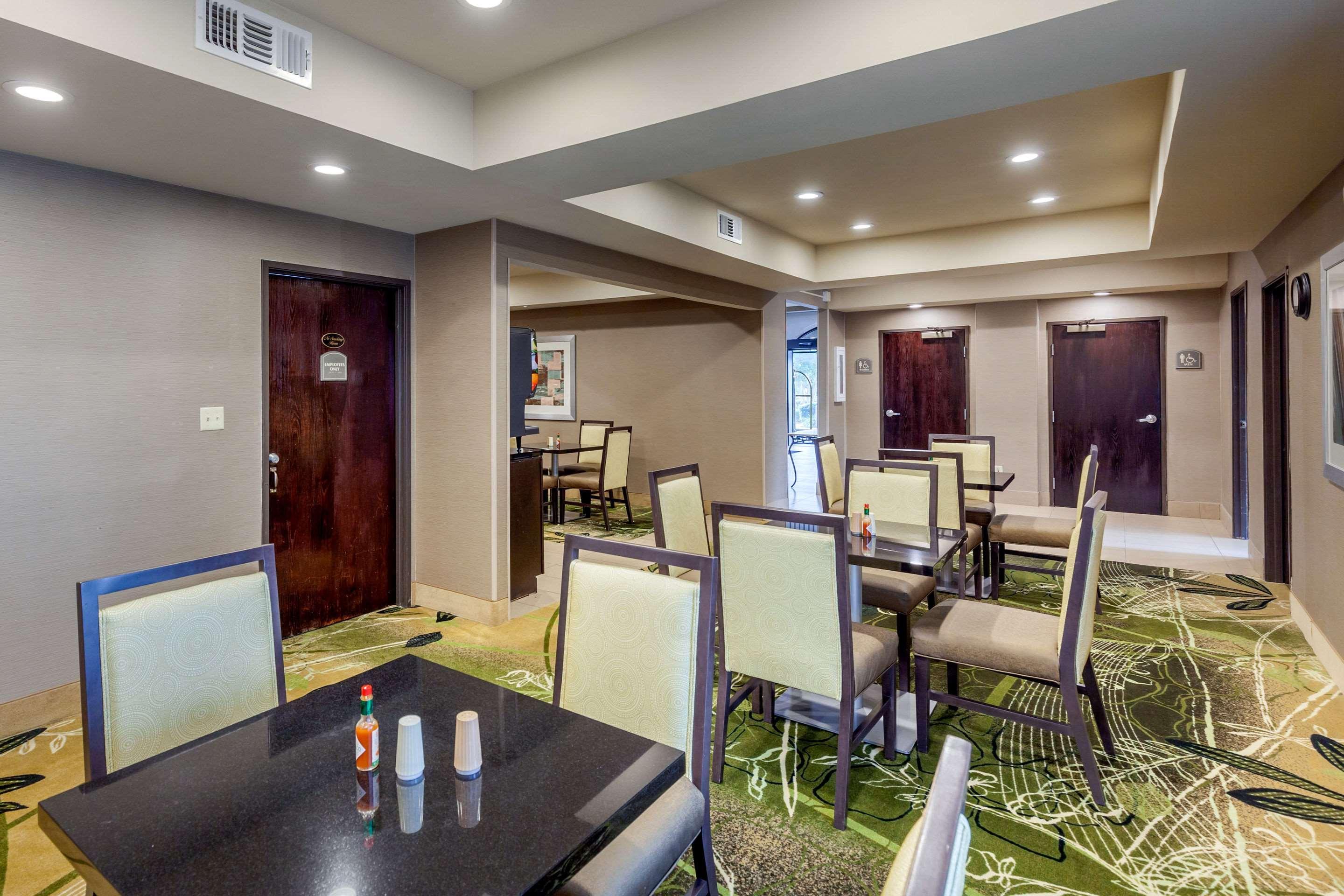 Quality Inn & Suites Durant Buitenkant foto